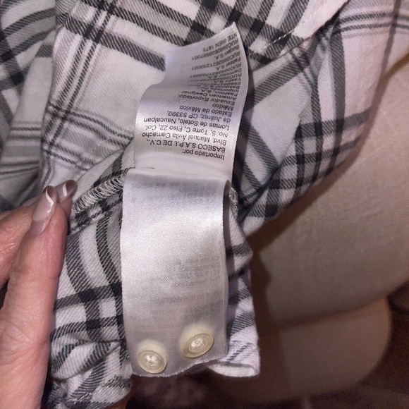 Calvin Klein Jeans flannel top Size M Great for Fall or Winter - Picture 5 of 6